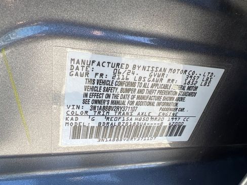 Used 2024 Nissan Sentra S FWD image 28