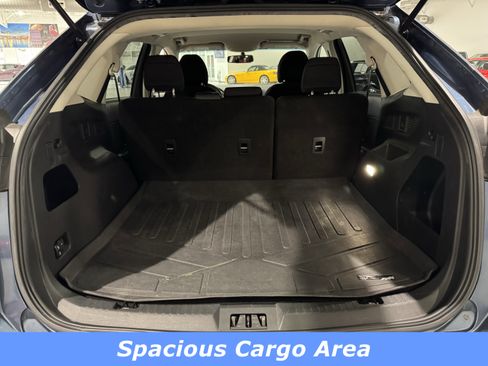 Used 2018 Ford Edge SEL image 13