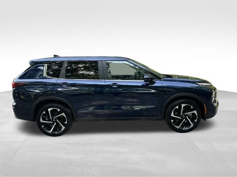 Used 2024 Mitsubishi Outlander SE FWD image 6
