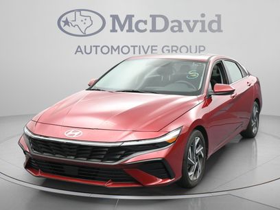 Used 2024 Hyundai Elantra SEL w/ Convenience Package