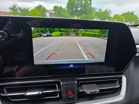 New 2026 Chevrolet TrailBlazer LT w/ Convenience Package FWD image 17