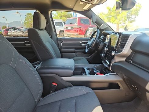 Used 2022 RAM 1500 Big Horn AWD/4WD image 23
