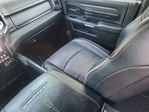 Used 2022 RAM 3500 Limited image 19