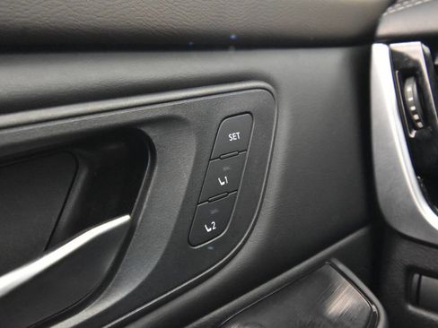 Used 2023 Nissan Rogue SL AWD/4WD image 30