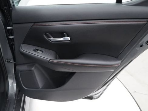 Used 2023 Nissan Sentra SR w/ SR Premium Package FWD image 44