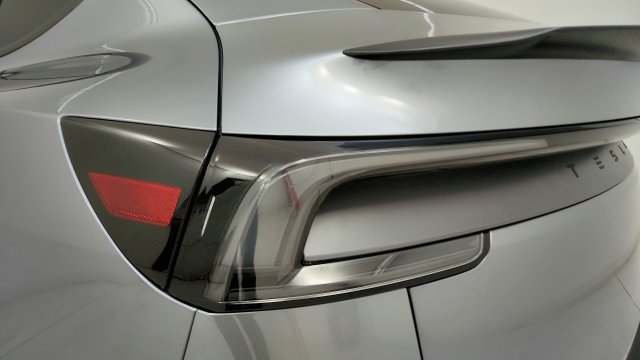 Used 2026 Tesla Model Y Performance AWD/4WD image 27