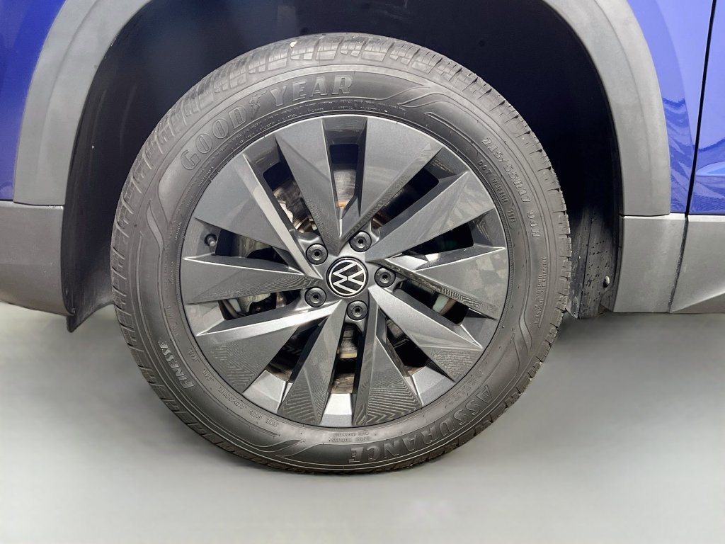 Used 2023 Volkswagen Taos S FWD image 11