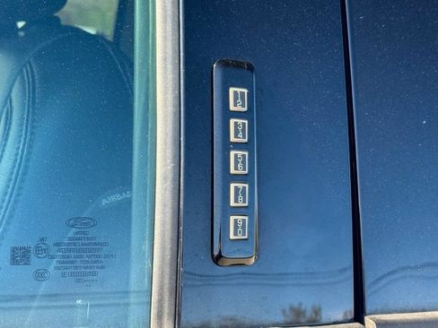 Used 2021 Ford F350 Lariat w/ Chrome Package AWD/4WD image 21