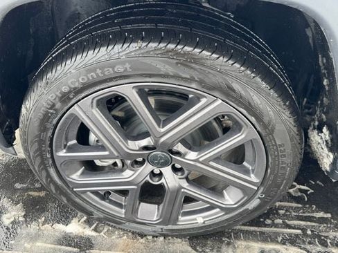 New 2026 Jeep Compass Limited w/ Sun, Sound & Navigation Group image 35