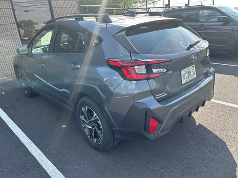 Used 2025 Subaru Crosstrek 2.5i Premium AWD/4WD image 4
