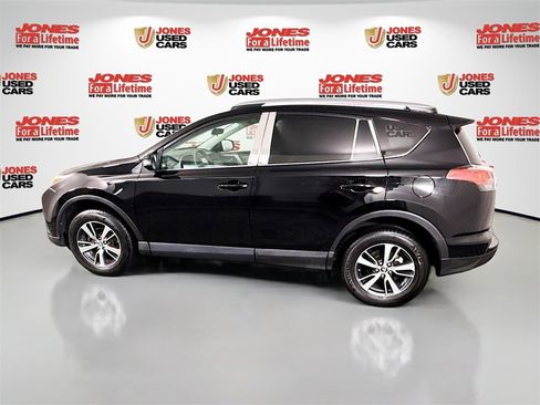 Certified 2017 Toyota RAV4 XLE image 15