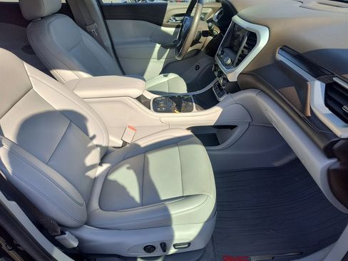 Used 2021 GMC Acadia SLT w/ Preferred Package image 23