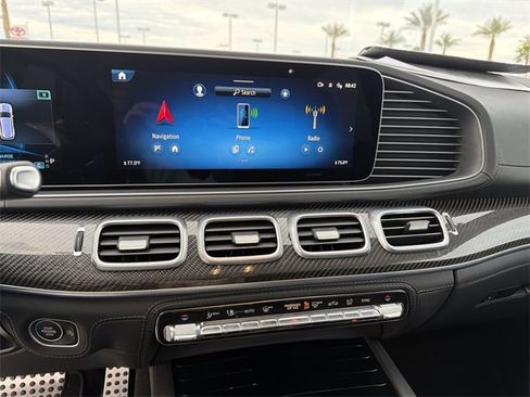 Used 2024 Mercedes-Benz GLS 63 AMG 4MATIC image 19