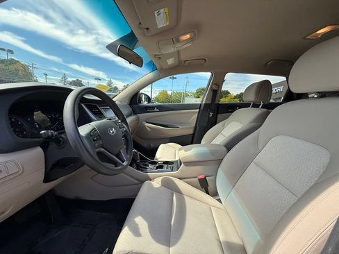 Used 2017 Hyundai Tucson SE w/ SE Popular Package 02 AWD/4WD image 24