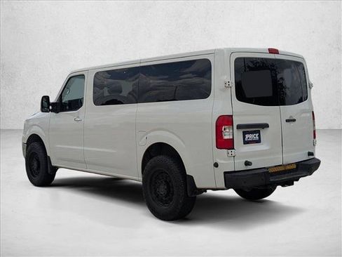 Used 2019 Nissan NV 3500 SL RWD image 3