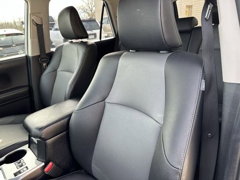 Used 2024 Toyota 4Runner SR5 Premium image 13