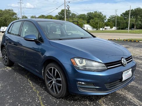 Used 2016 Volkswagen Golf SE w/ Lighting Package FWD image 1