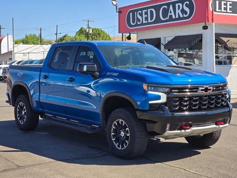 Used 2023 Chevrolet Silverado 1500 ZR2 w/ Technology Package AWD/4WD image 7