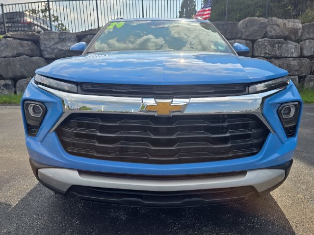 Used 2024 Chevrolet TrailBlazer LT w/ LT Cold Weather Package AWD/4WD image 28