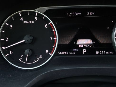 Used 2025 Nissan Rogue SV AWD/4WD image 42