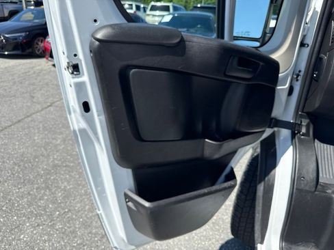 Used 2022 RAM ProMaster 2500 FWD image 19