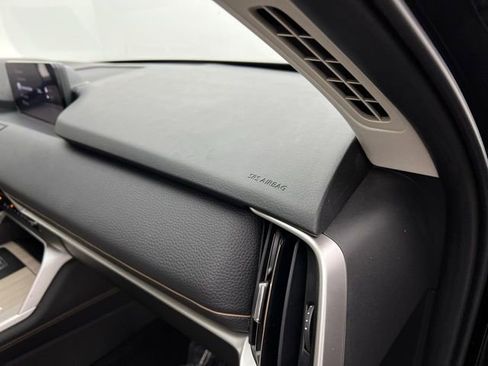 Used 2024 MAZDA CX-90 Plug-In Hybrid w/ Premium Pkg image 33