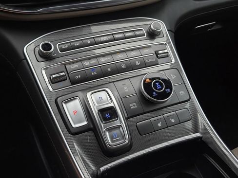 Used 2023 Hyundai Santa Fe SEL w/ Premium Package AWD/4WD image 17