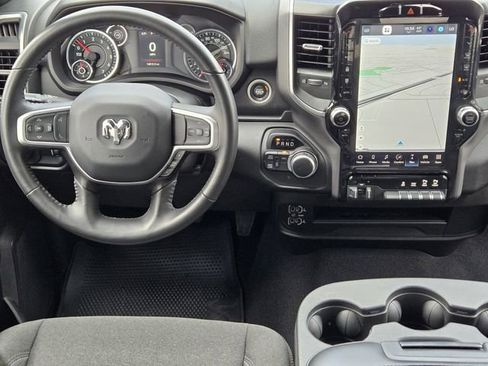 Used 2024 RAM 2500 Big Horn w/ Safety Group image 27