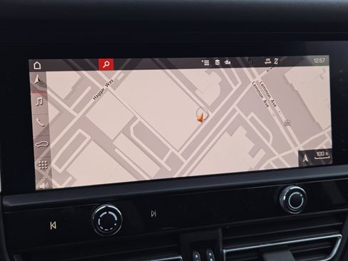 Certified 2024 Porsche Macan GTS image 17