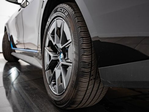 Used 2023 BMW i4 eDrive35 w/ Premium Package RWD image 50