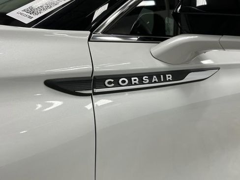 Used 2023 Lincoln Corsair AWD image 34