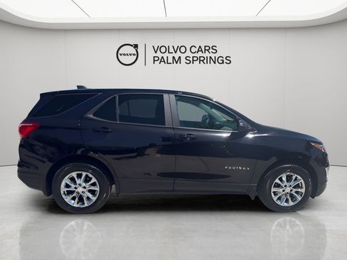 Used 2021 Chevrolet Equinox LS w/ LS Convenience Package AWD/4WD image 8