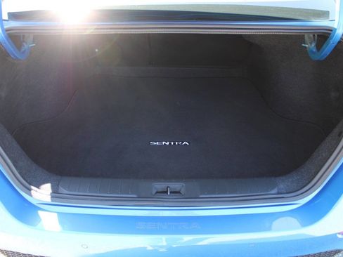 Used 2021 Nissan Sentra SR image 17