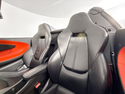 Used 2020 McLaren 600LT Spider RWD image 35