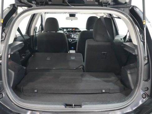 Used 2019 Toyota Prius C L image 33