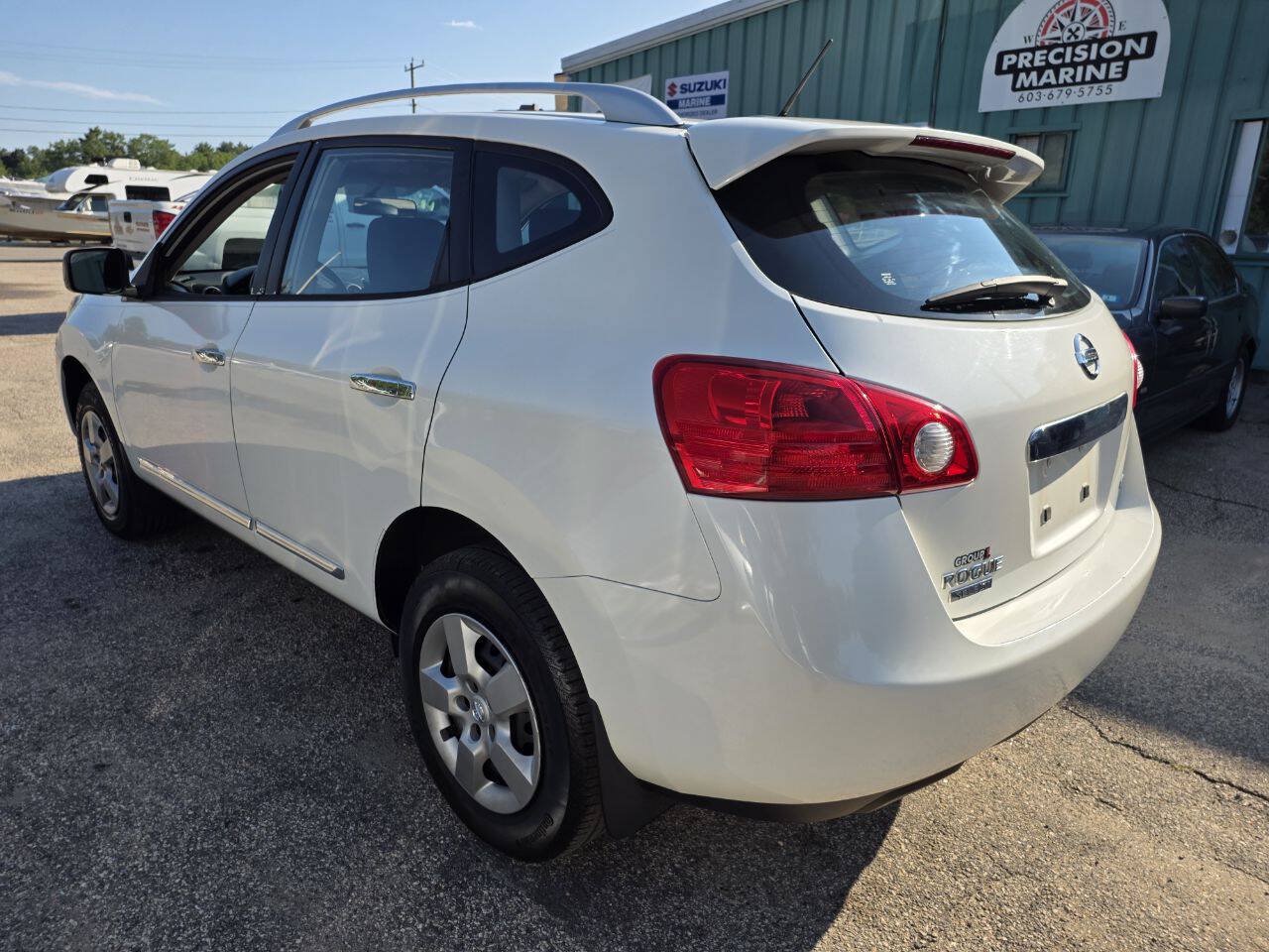 Used 2014 Nissan Rogue S w/ Convenience Package AWD/4WD image 12