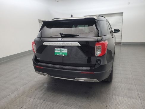 Used 2022 Ford Explorer XLT w/ Equipment Group 202A RWD image 7