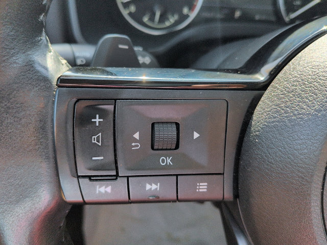 Used 2023 Nissan Rogue SV w/ SV Premium B Package AWD/4WD image 18