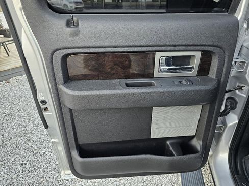 Used 2014 Ford F150 Platinum image 18