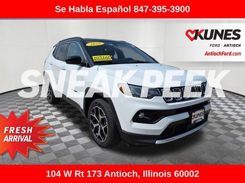 Used 2025 Jeep Compass Limited AWD/4WD image 1