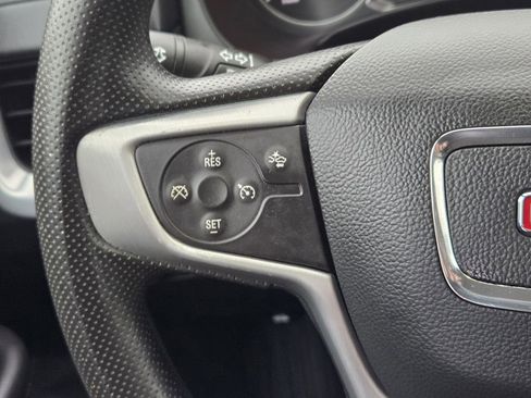 Used 2022 GMC Terrain SLE w/ Driver Convenience Package FWD image 24
