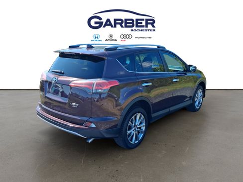 Used 2018 Toyota RAV4 Limited w/ Carpet Mat Package AWD/4WD image 10