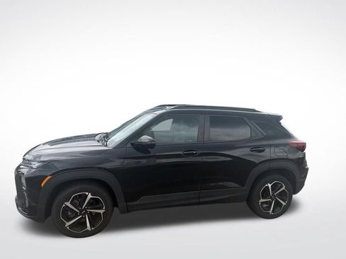 Used 2022 Chevrolet TrailBlazer RS FWD image 2