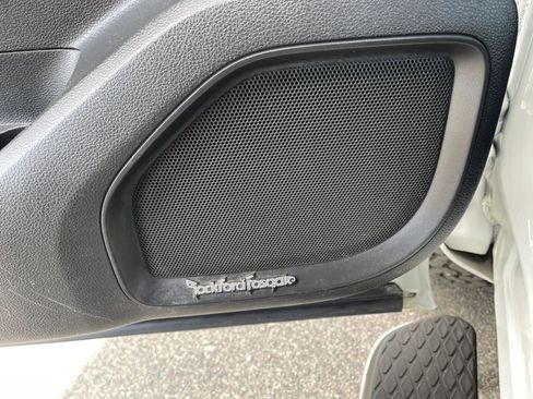 Used 2016 Nissan Titan SL image 20