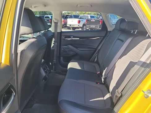 Used 2023 Kia Seltos S w/ Navigation Package FWD image 13