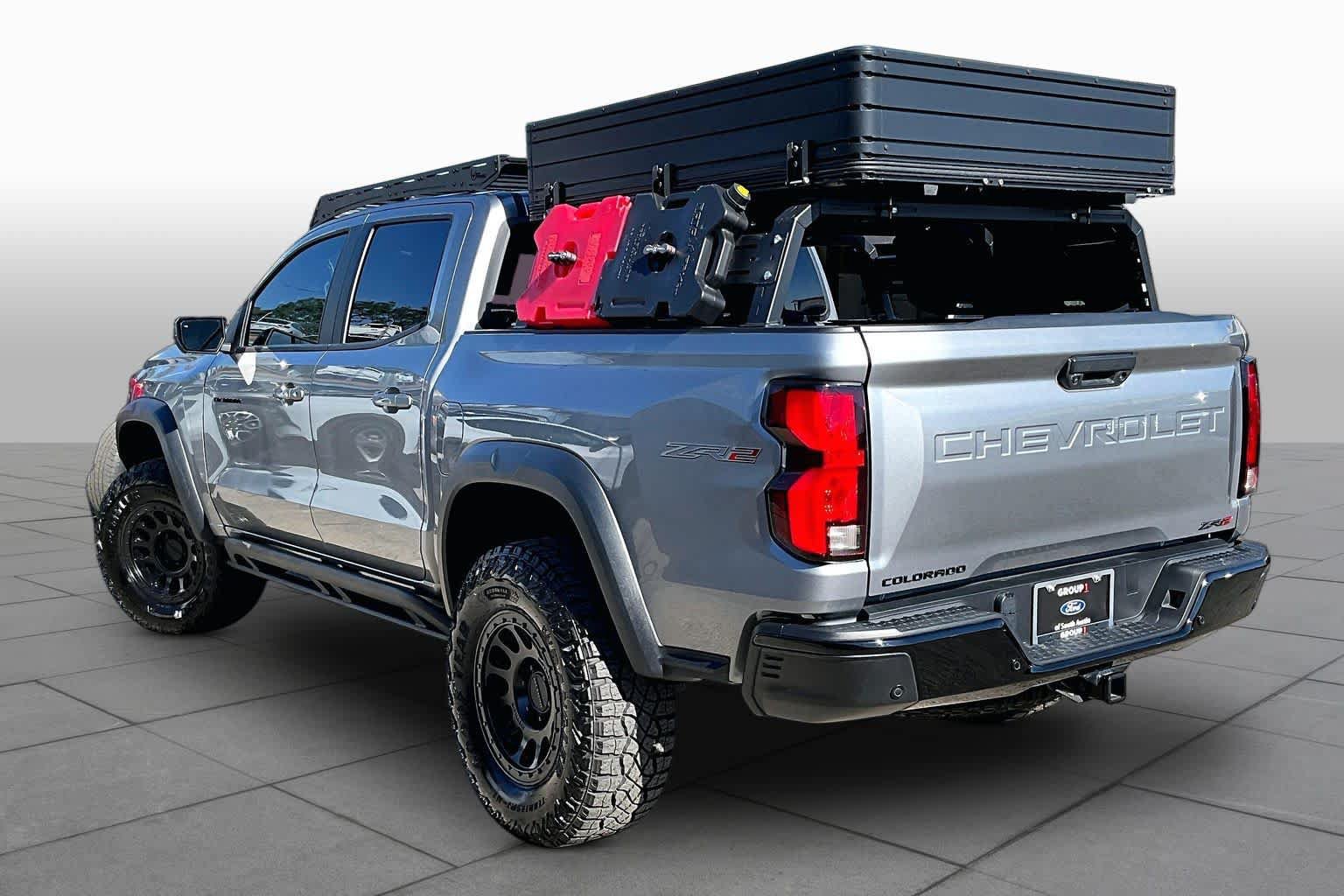 Used 2026 Chevrolet Colorado ZR2 w/ Technology Package AWD/4WD image 12