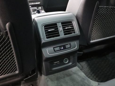 Used 2022 Audi Q5 2.0T Premium Plus w/ Premium Plus Package AWD/4WD image 33