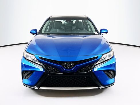 Used 2018 Toyota Camry XSE w/ Driver Assist Package FWD image 2