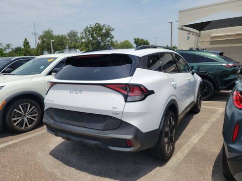 Used 2023 Kia Sportage X-Line w/ X-Line Premium Package AWD/4WD image 4