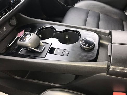 Used 2023 Nissan Rogue SV w/ SV Premium B Package image 20